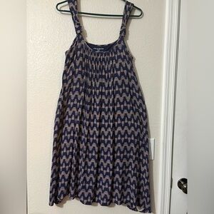 A Pea in the Pod Nursing Mini Sleeveless Blue and Tan Pleated Sundress w Pockets